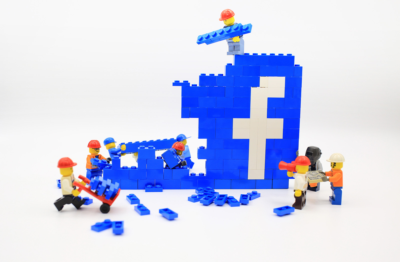 City_facebook_upload.jpg (221 KB)